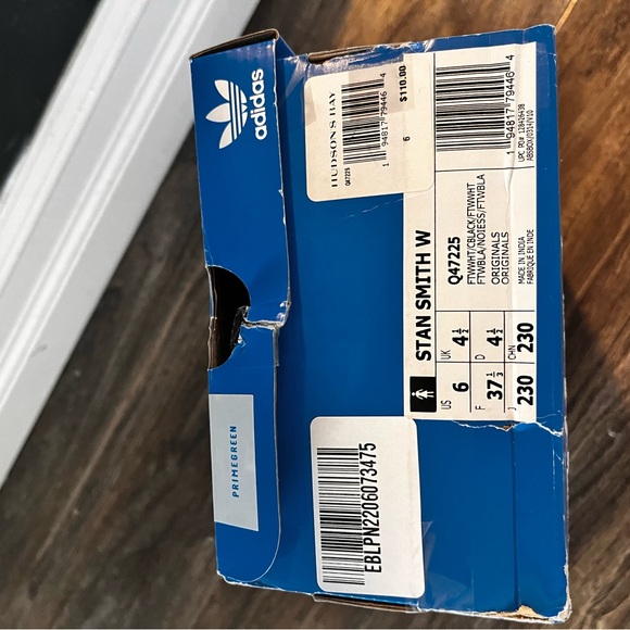Brand New In Box All White Stan Smiths - Picture 7 of 7